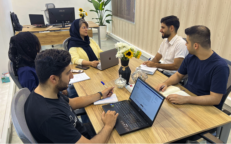 معرفی شرکت باتری باز