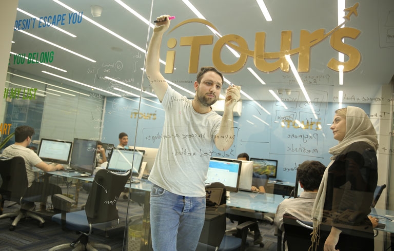 آیتورز 